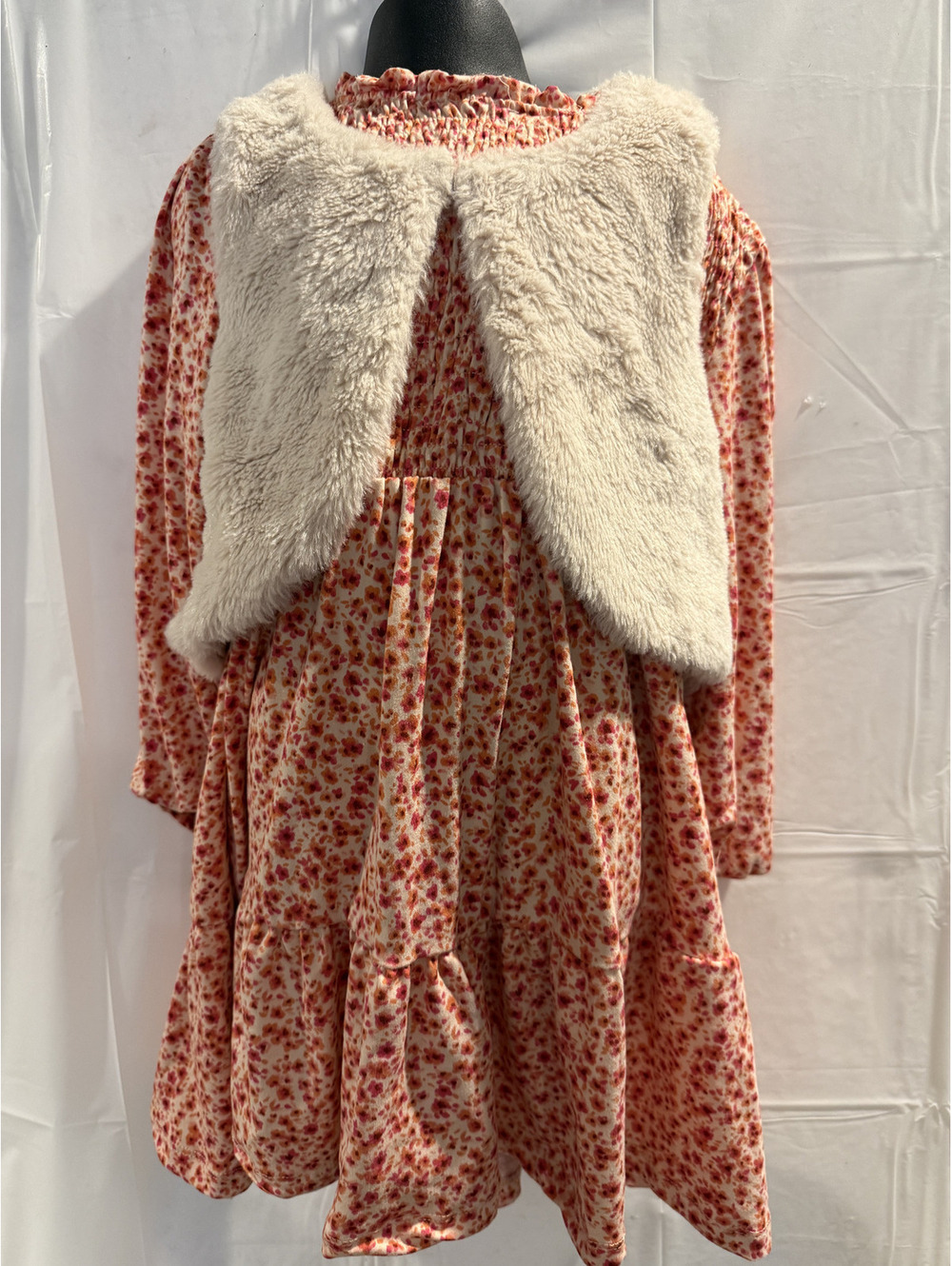 btween Zara Girls Floral Dress with Faux Fur Vest Set size 5 cozy faux style dre